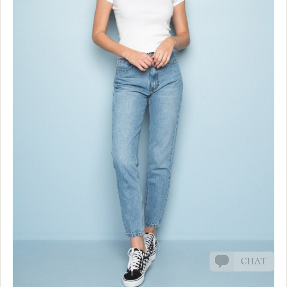 CLOSET CLEAROUT - Brandy Melville "Jane" Jeans